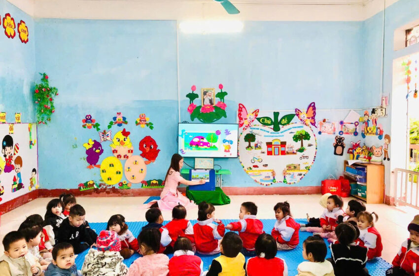  Những tiết học vui nhộn của các bạn nhỏ cùng các cô Giáo sinh