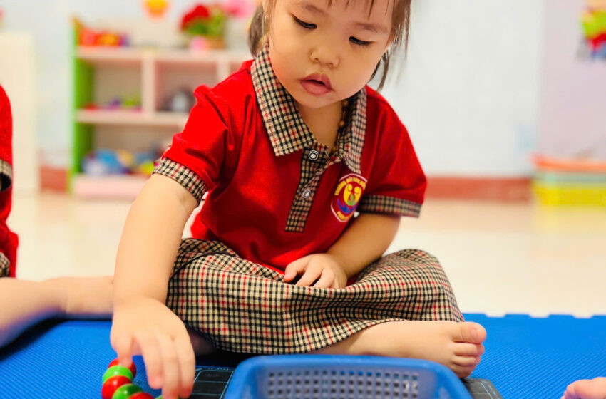  Hoạt động học “xâu vòng” trẻ 24 – 36 tháng